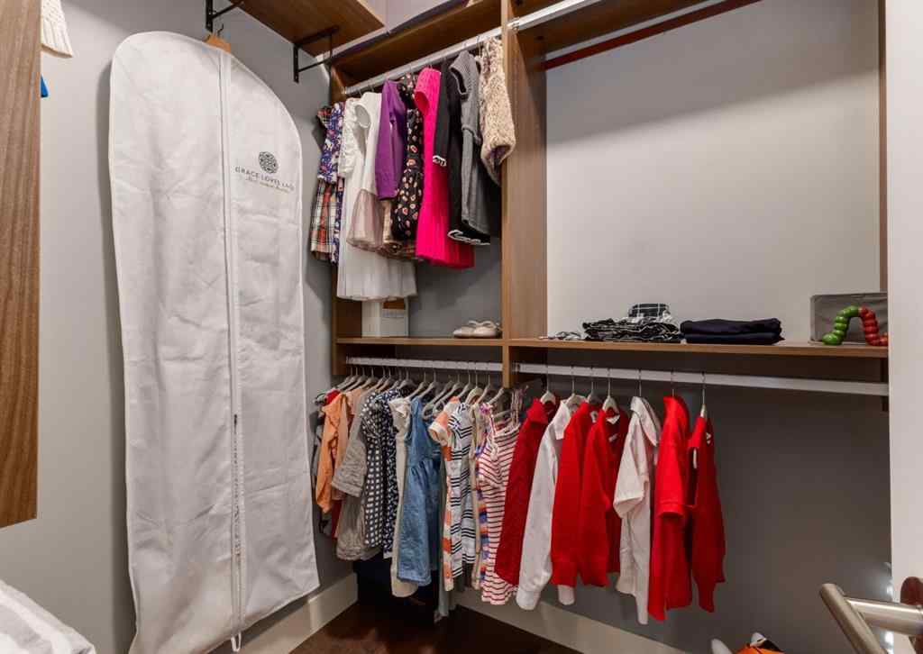 MLS® A2259360 - 2020 2 Street SW in Mission Calgary, Residential