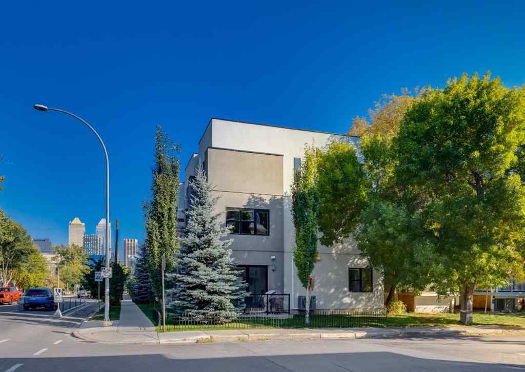 MLS® A2259360 - 2020 2 Street SW in Mission Calgary, Residential
