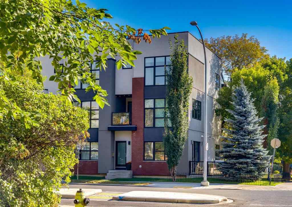 MLS® A2259360 - 2020 2 Street SW in Mission Calgary, Residential