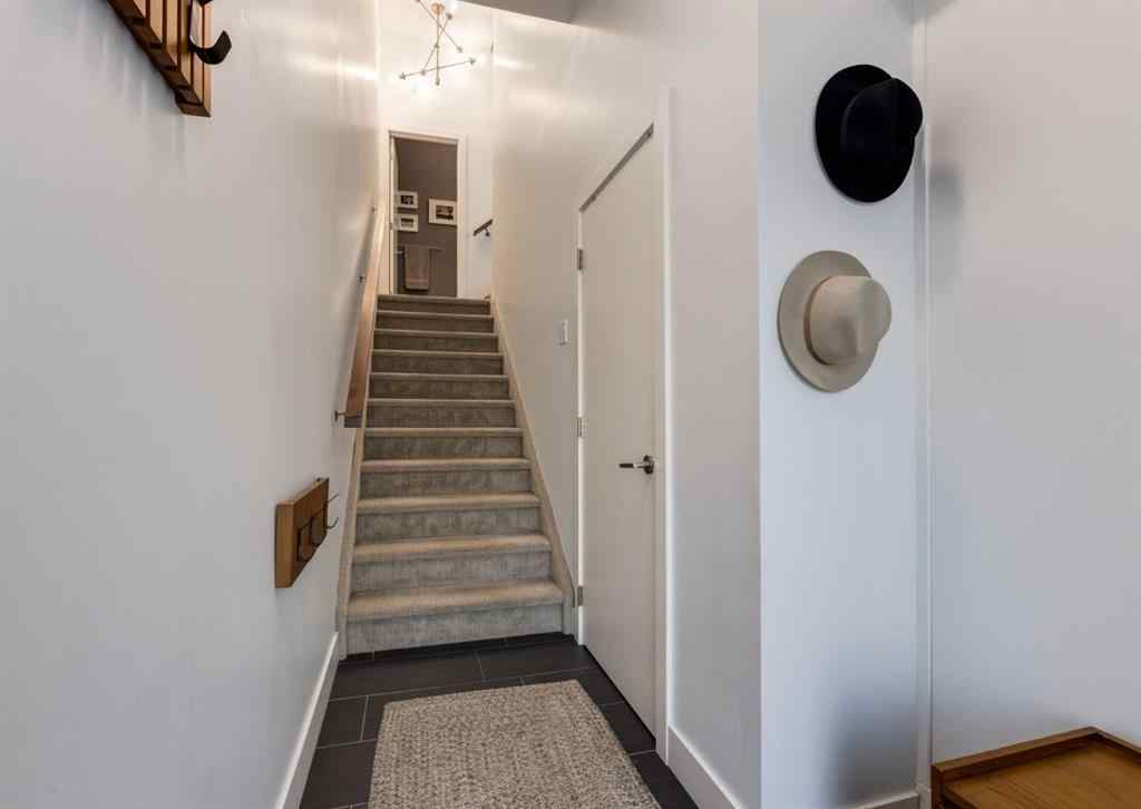 MLS® A2259360 - 2020 2 Street SW in Mission Calgary, Residential