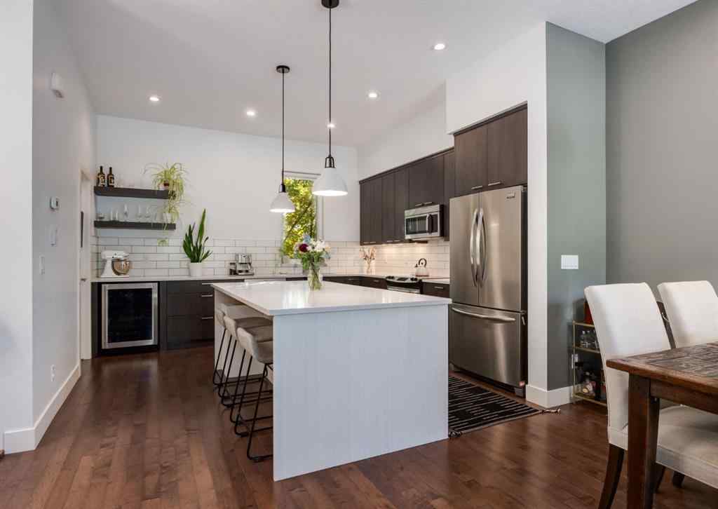 MLS® A2259360 - 2020 2 Street SW in Mission Calgary, Residential