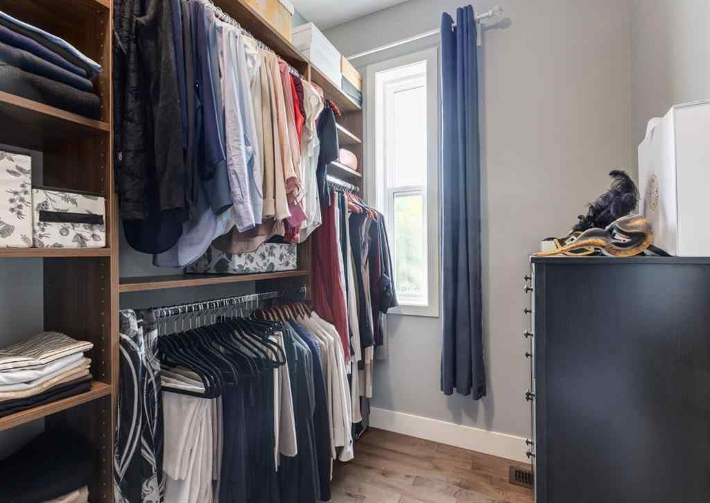 MLS® A2259360 - 2020 2 Street SW in Mission Calgary, Residential