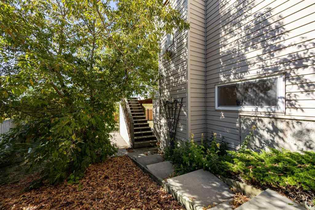 MLS® A2259362 - 52 Citadel Vista Green NW in Citadel Calgary, Residential