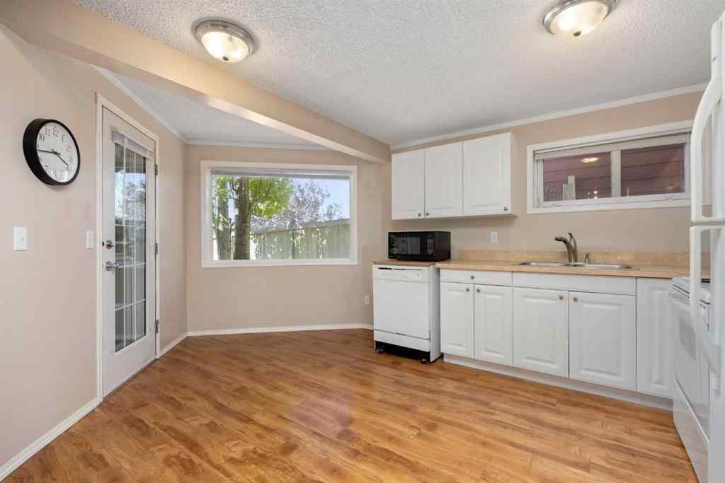 MLS® A2259362 - 52 Citadel Vista Green NW in Citadel Calgary, Residential