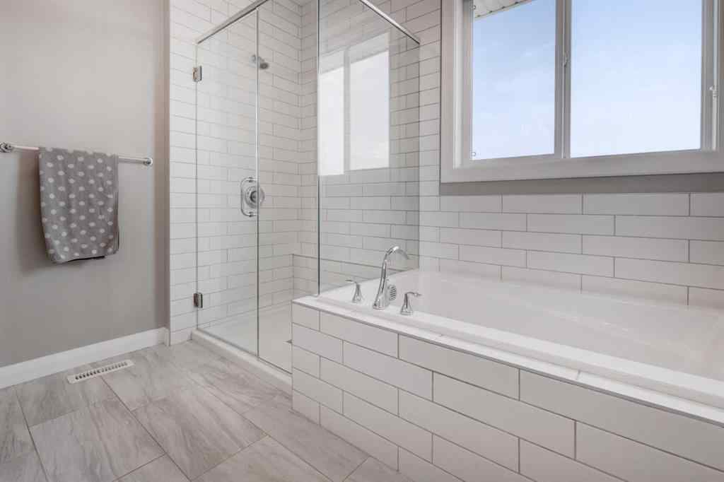 MLS® A2259368 - 487 Rivercrest Road  in Rivercrest Cochrane, Residential