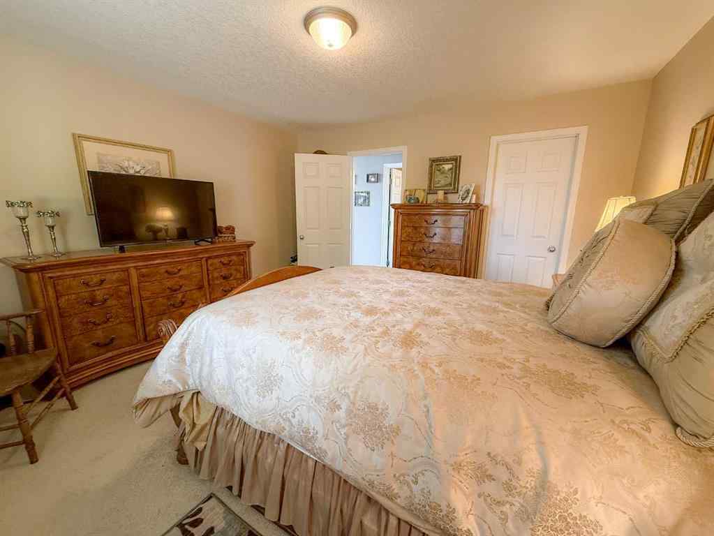 MLS® A2259369 - 79424 Range Road 105   in NONE Rural Saddle Hills County, Residential