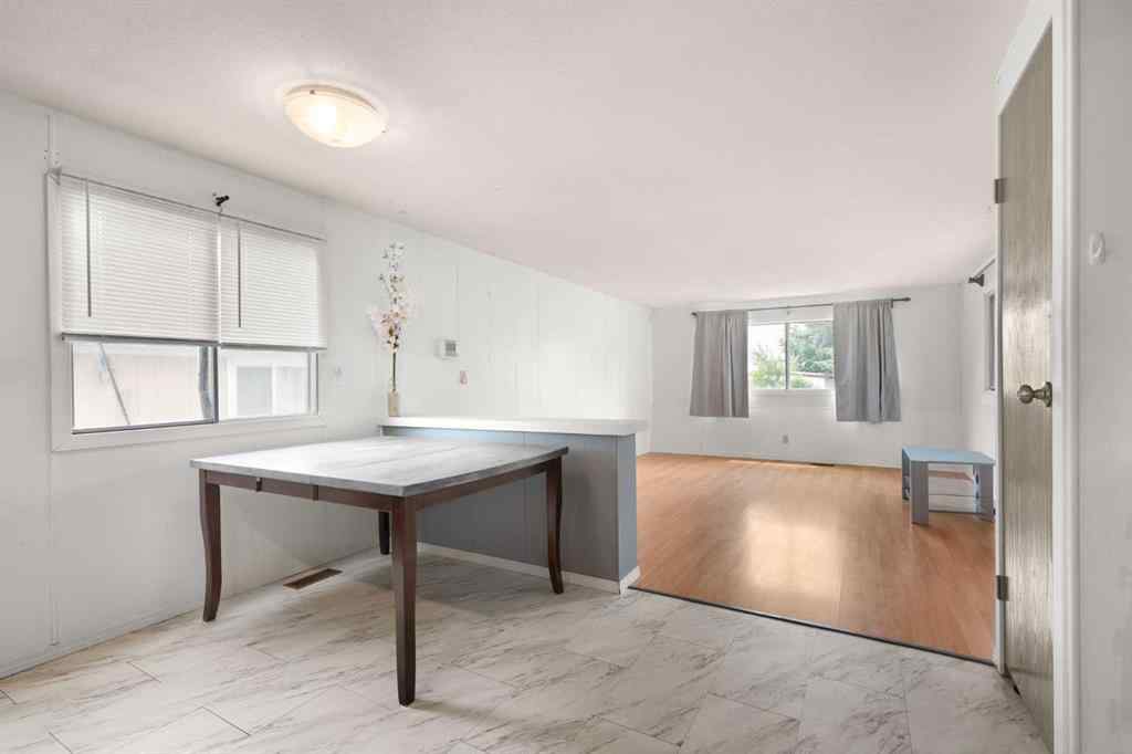 MLS&reg; # A2259375 - 219 Fairchild Street SW in NONE Medicine Hat, Mobile Open Houses