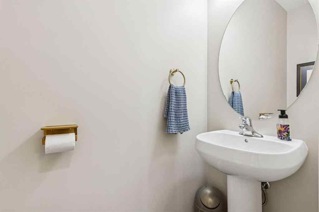 MLS® A2259386 - 36 Sunrise Crescent  in Sunset Ridge Cochrane, Residential