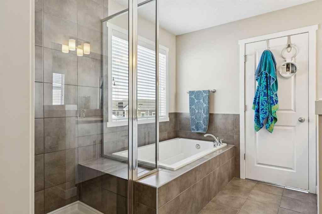 MLS® A2259386 - 36 Sunrise Crescent  in Sunset Ridge Cochrane, Residential