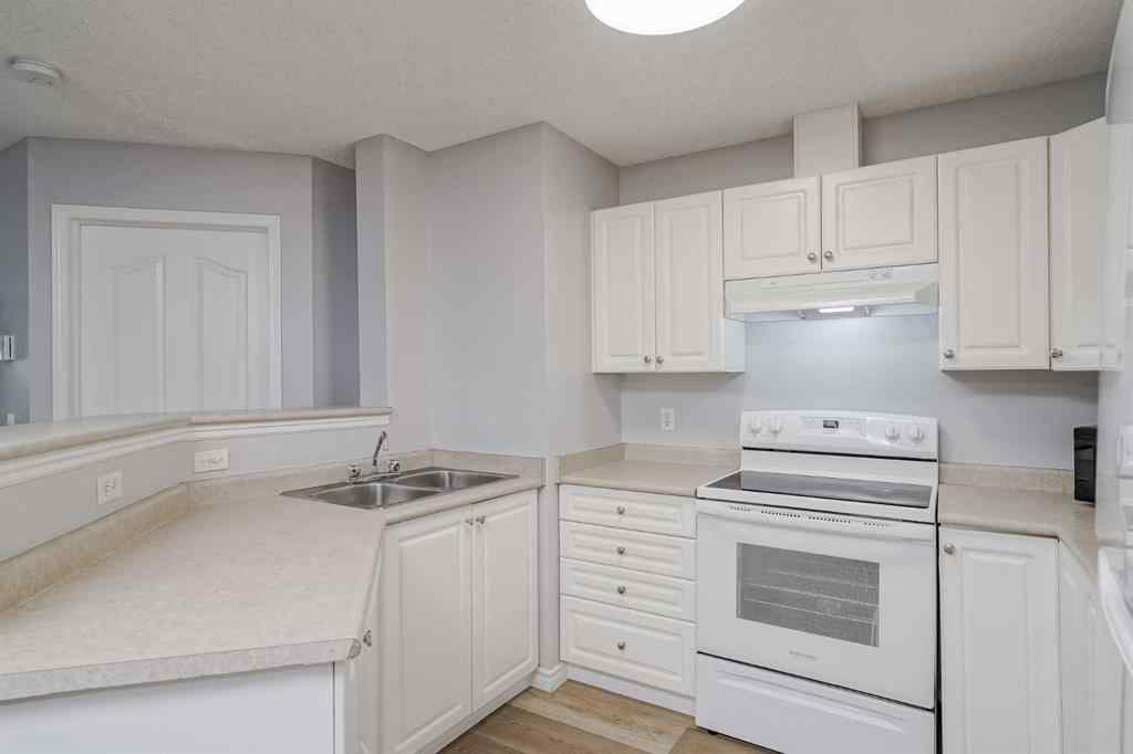 MLS® A2259397 - Unit #6118 6000 Somervale Court SW in Somerset Calgary, Residential