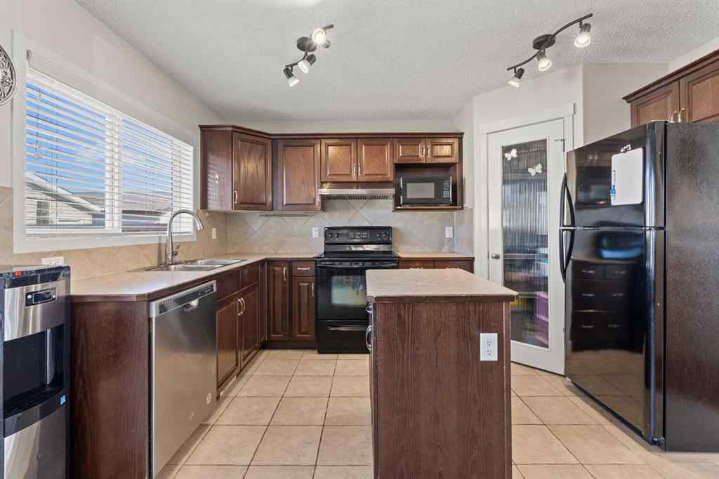 MLS® A2259398 - 199 Cranberry Close SE in Cranston Calgary, Residential