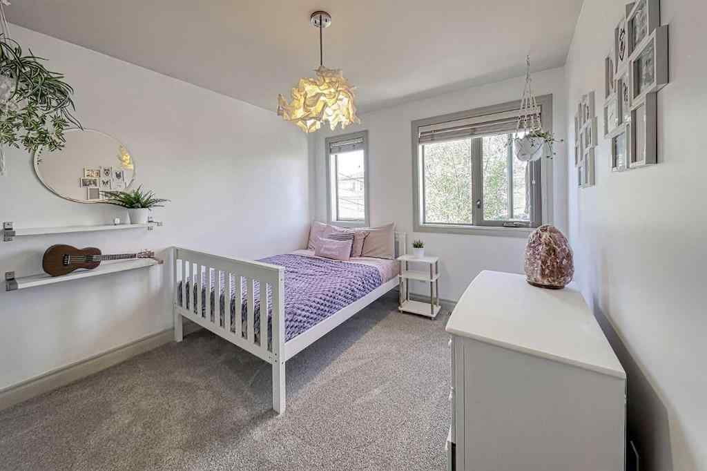 MLS® A2259399 - 1431 40 Street SW in Rosscarrock Calgary, Residential