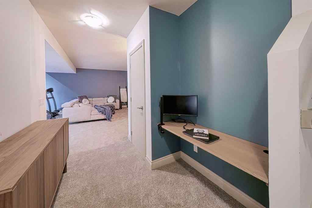 MLS® A2259399 - 1431 40 Street SW in Rosscarrock Calgary, Residential