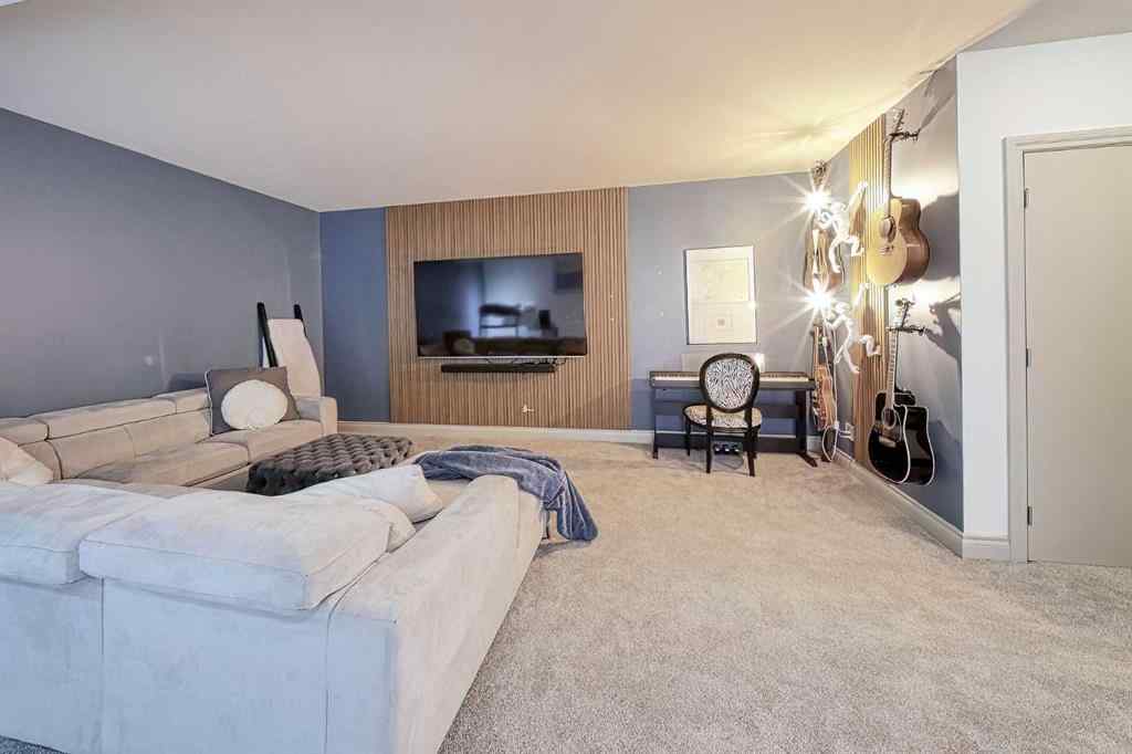 MLS® A2259399 - 1431 40 Street SW in Rosscarrock Calgary, Residential