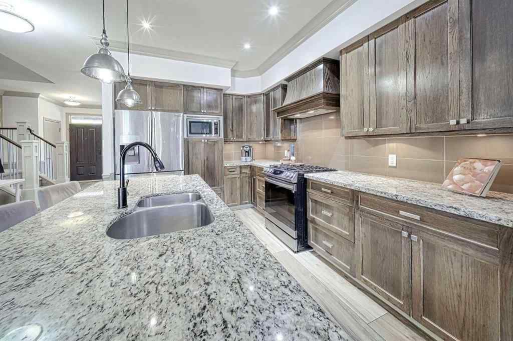 MLS® A2259399 - 1431 40 Street SW in Rosscarrock Calgary, Residential