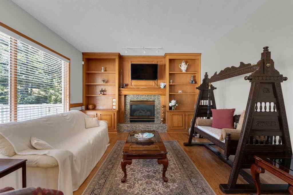 MLS® A2259415 - 271 Mountain Park Drive SE in McKenzie Lake Calgary, Residential