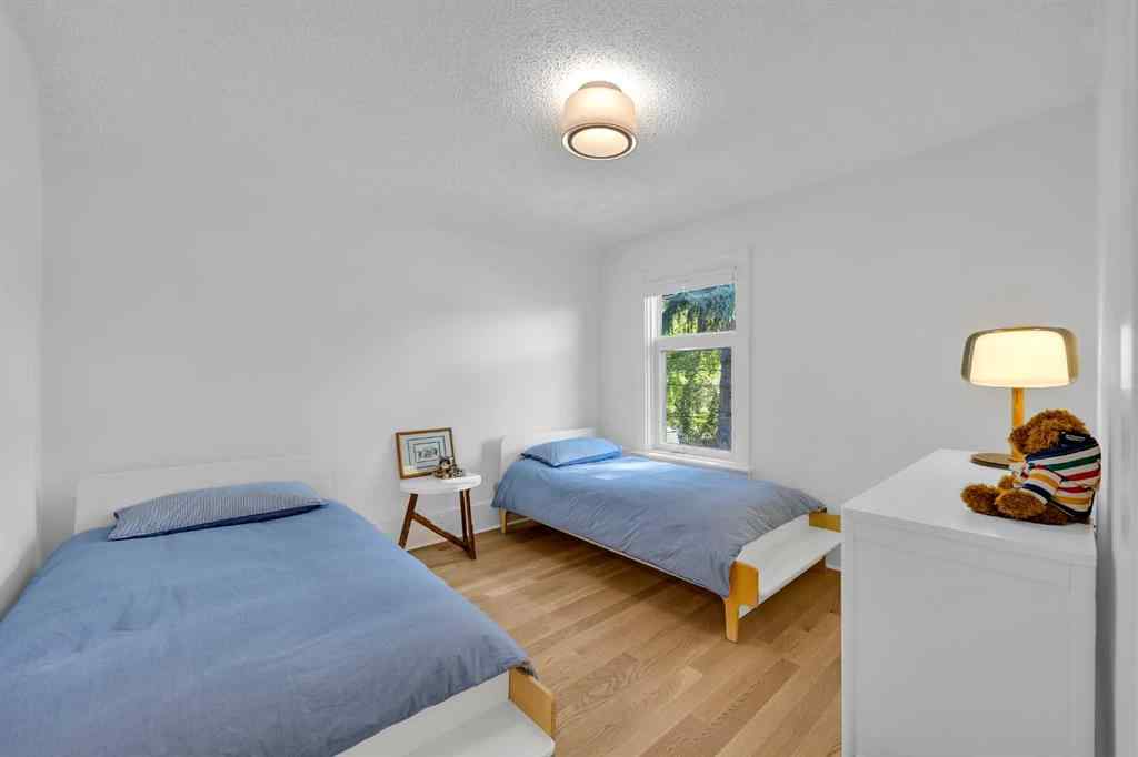 MLS® A2259421 - 523 10 Avenue NE in Renfrew Calgary, Residential