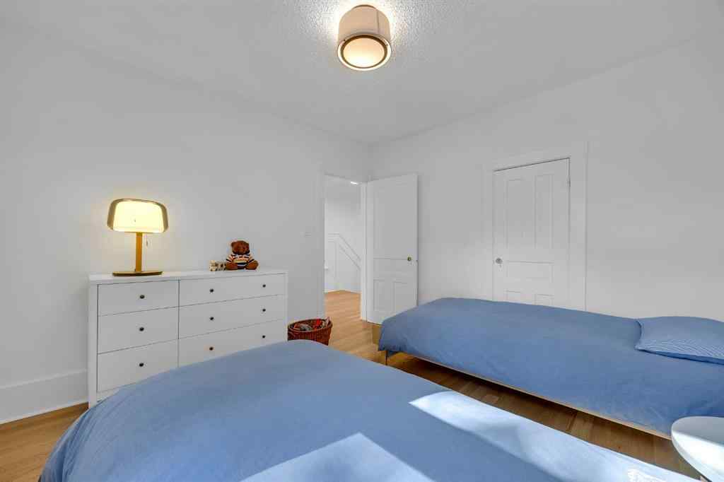 MLS® A2259421 - 523 10 Avenue NE in Renfrew Calgary, Residential