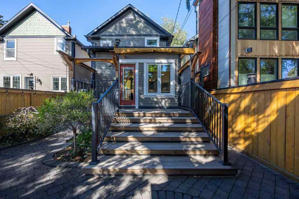 MLS® A2259421 - 523 10 Avenue NE in Renfrew Calgary, Residential