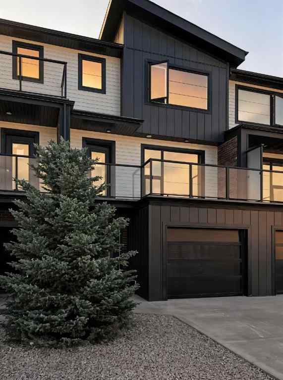 MLS® A2259424 - 26 Violet Point  in Vista Sylvan Lake, Residential