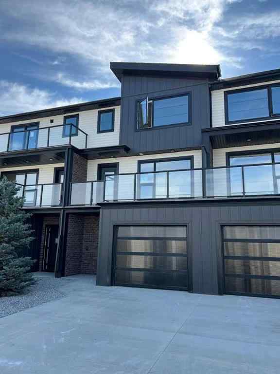 MLS® A2259424 - 26 Violet Point  in Vista Sylvan Lake, Residential