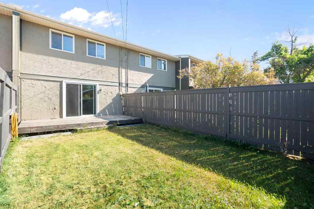 MLS® A2259432 - Unit #509 6223 31 Avenue NW in Bowness Calgary, Residential