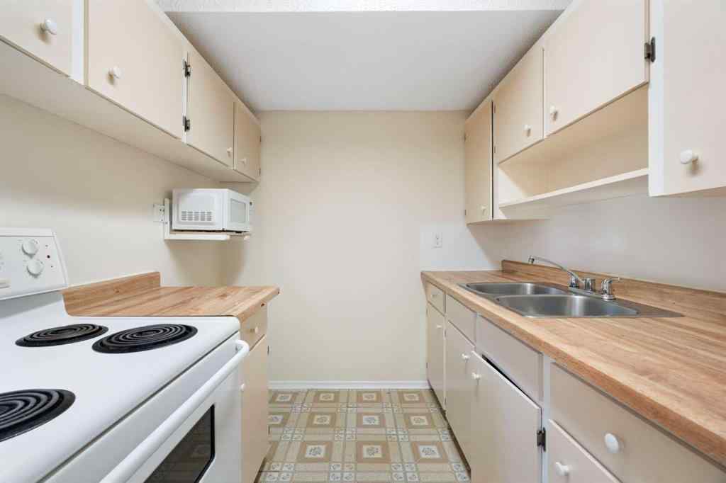 MLS® A2259432 - Unit #509 6223 31 Avenue NW in Bowness Calgary, Residential