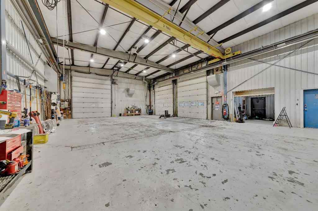 MLS® A2259435 - 5106 63 Street  in Glen E. Neilsen Industrial Park Lloydminster, Commercial