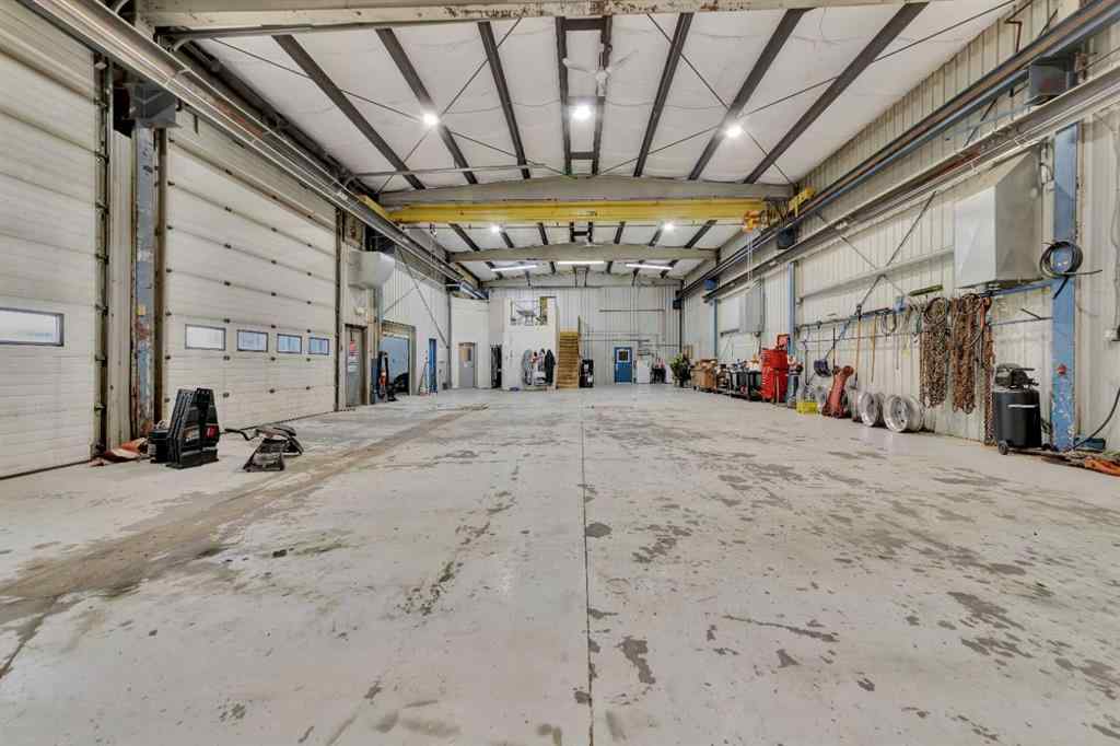 MLS® A2259435 - 5106 63 Street  in Glen E. Neilsen Industrial Park Lloydminster, Commercial