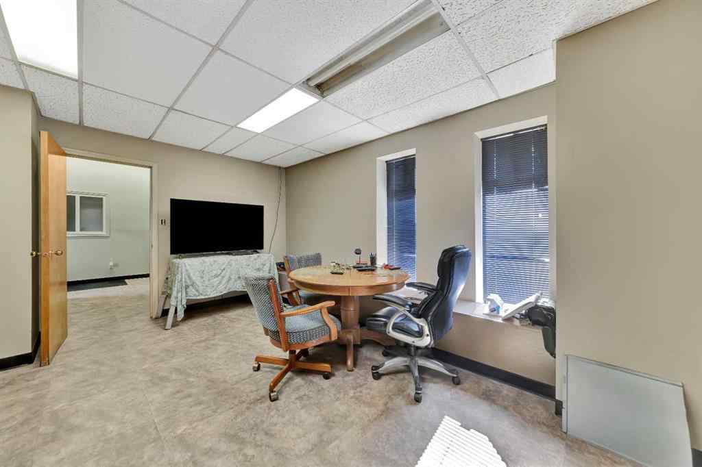 MLS® A2259435 - 5106 63 Street  in Glen E. Neilsen Industrial Park Lloydminster, Commercial