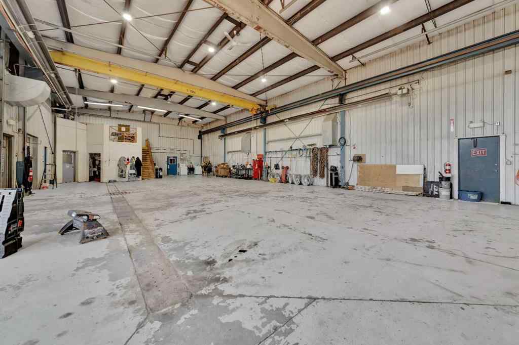 MLS® A2259435 - 5106 63 Street  in Glen E. Neilsen Industrial Park Lloydminster, Commercial