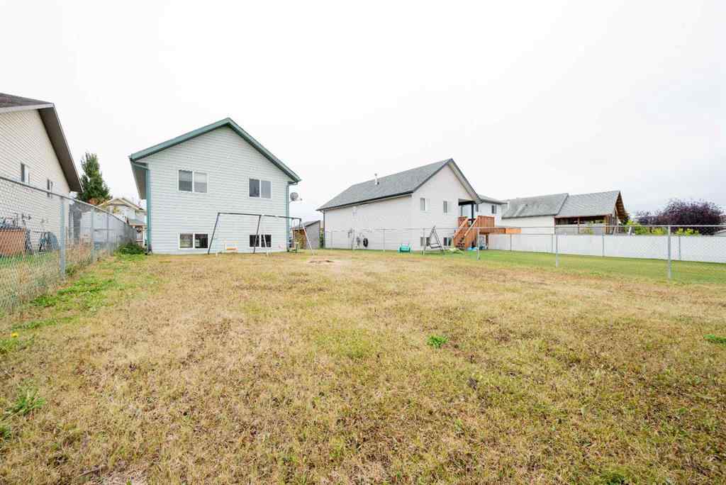 MLS® A2259438 - 6222 90A Street  in Countryside South Grande Prairie, Residential