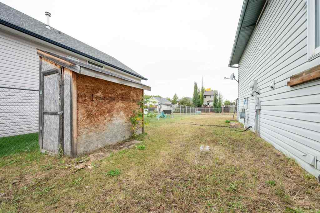 MLS® A2259438 - 6222 90A Street  in Countryside South Grande Prairie, Residential