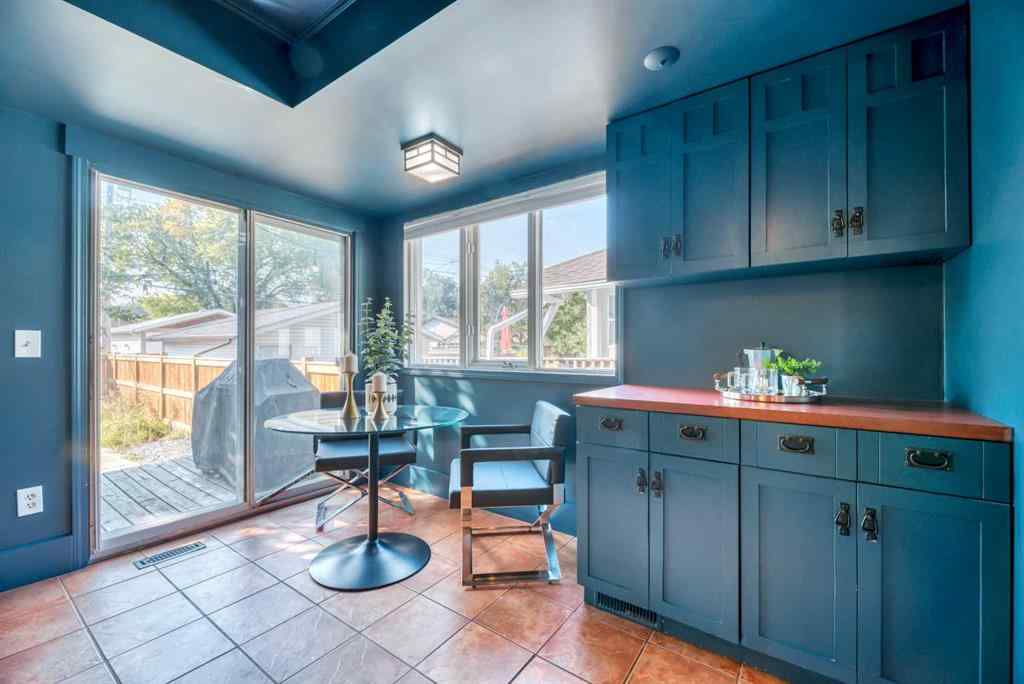 MLS® A2259439 - 111 11 Avenue NW in Crescent Heights Calgary, Residential