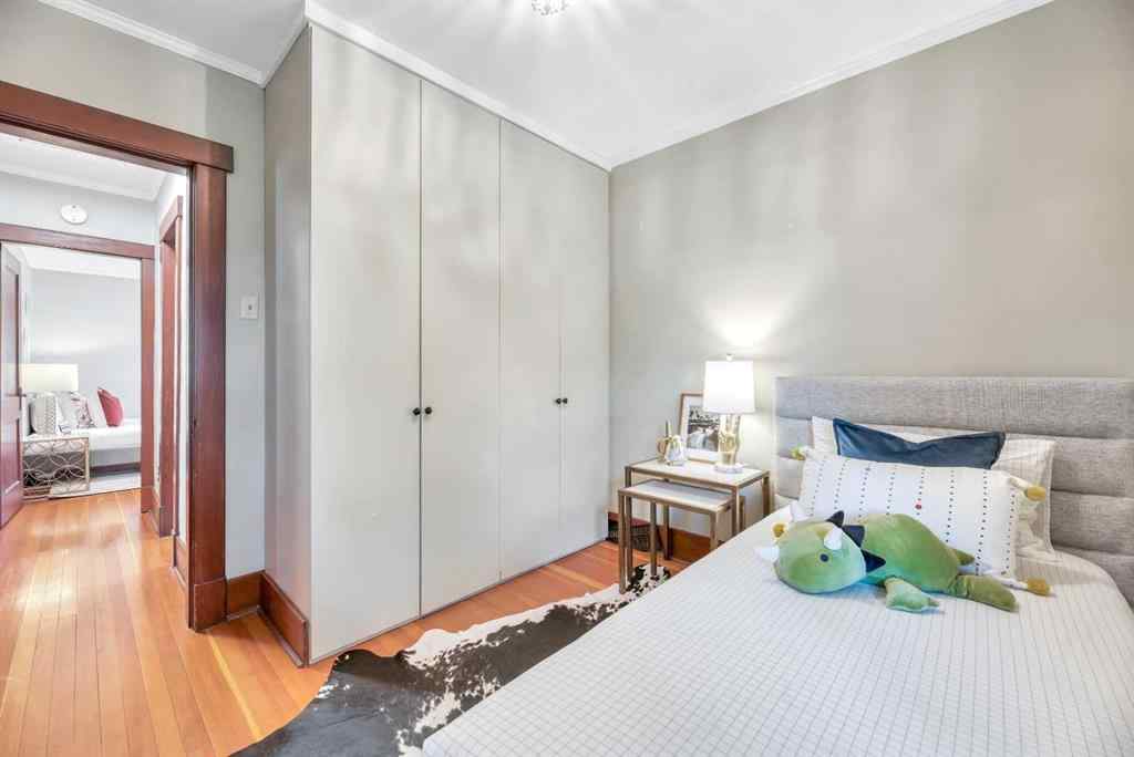 MLS® A2259439 - 111 11 Avenue NW in Crescent Heights Calgary, Residential