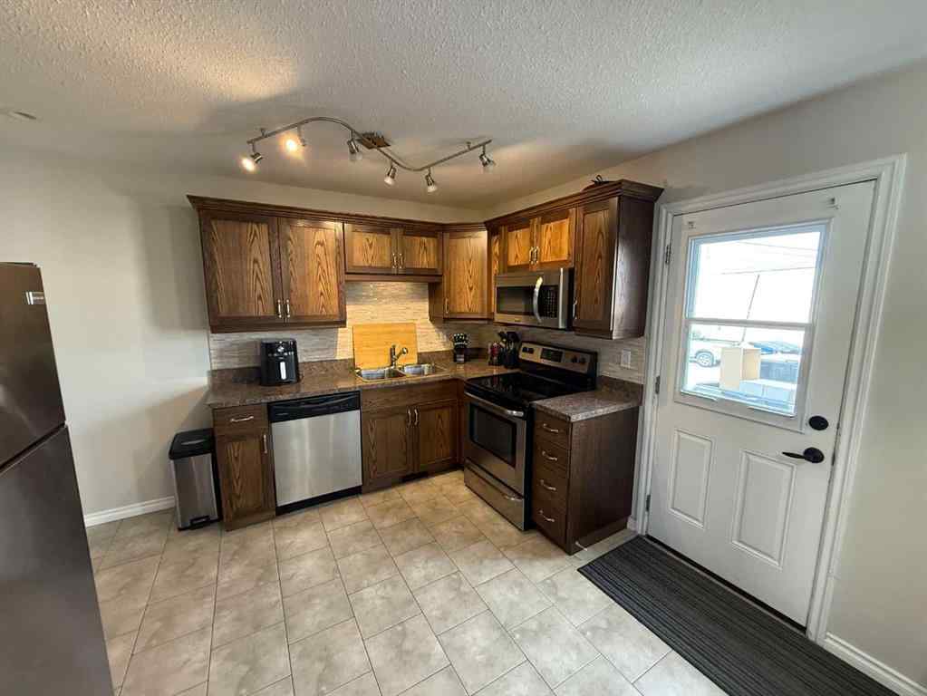 MLS® A2259443 - Unit #43 114 Hardisty Avenue  in Hardisty Hinton, Residential