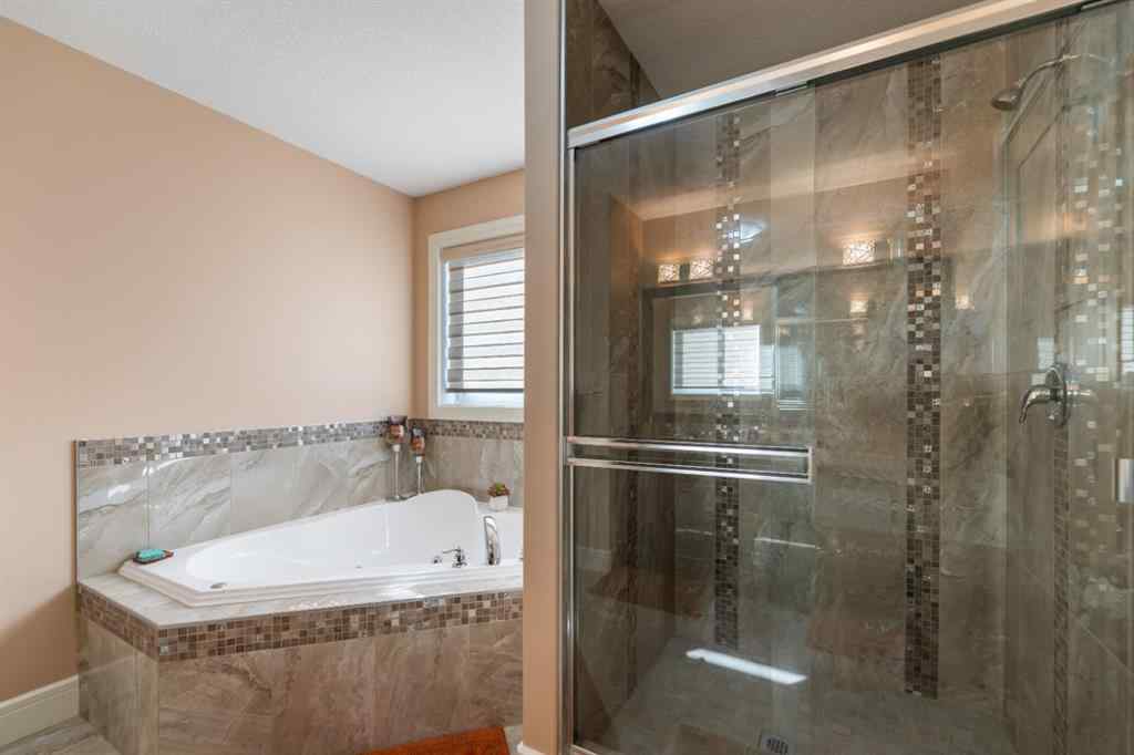 MLS® A2259448 - 19 SADDLELAKE View NE in Saddle Ridge Calgary, Residential