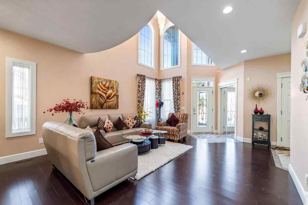 MLS® A2259448 - 19 SADDLELAKE View NE in Saddle Ridge Calgary, Residential