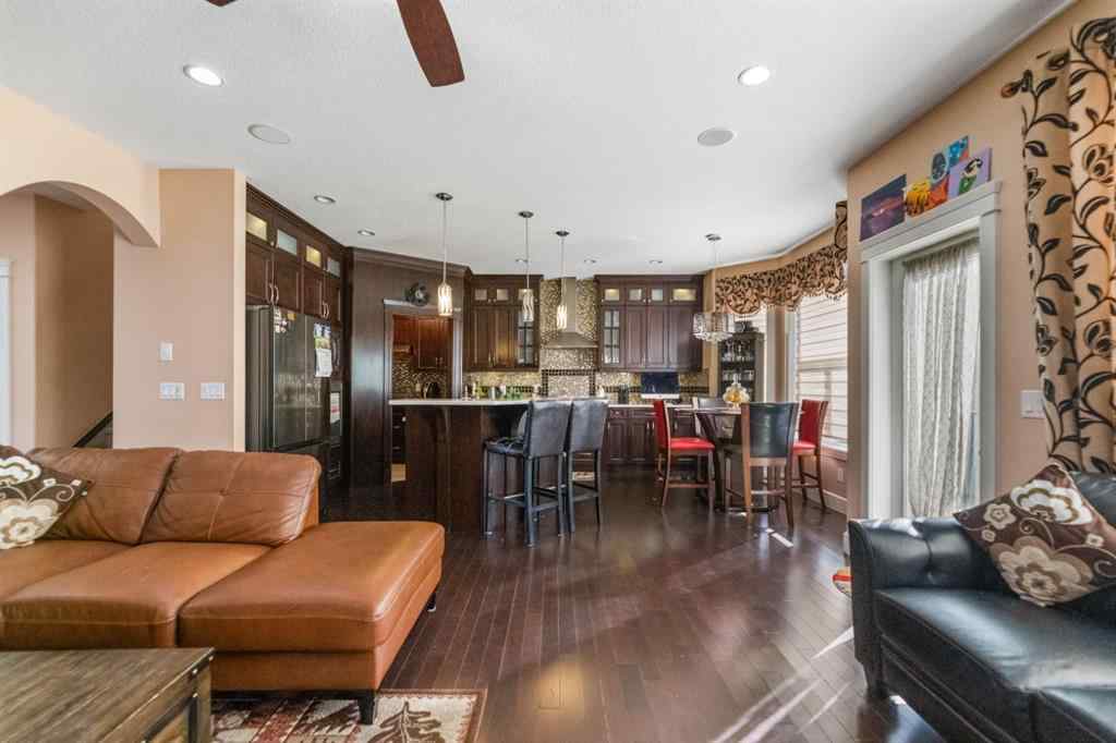 MLS® A2259448 - 19 SADDLELAKE View NE in Saddle Ridge Calgary, Residential