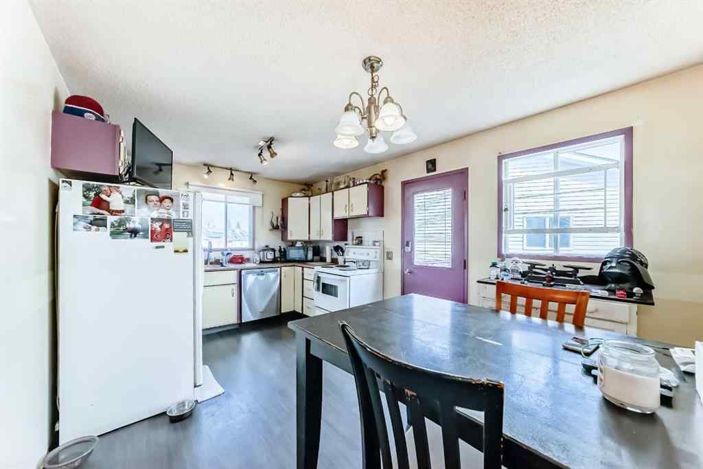 MLS® A2259458 - 52 Castlebrook Rise NE in Castleridge Calgary, Residential