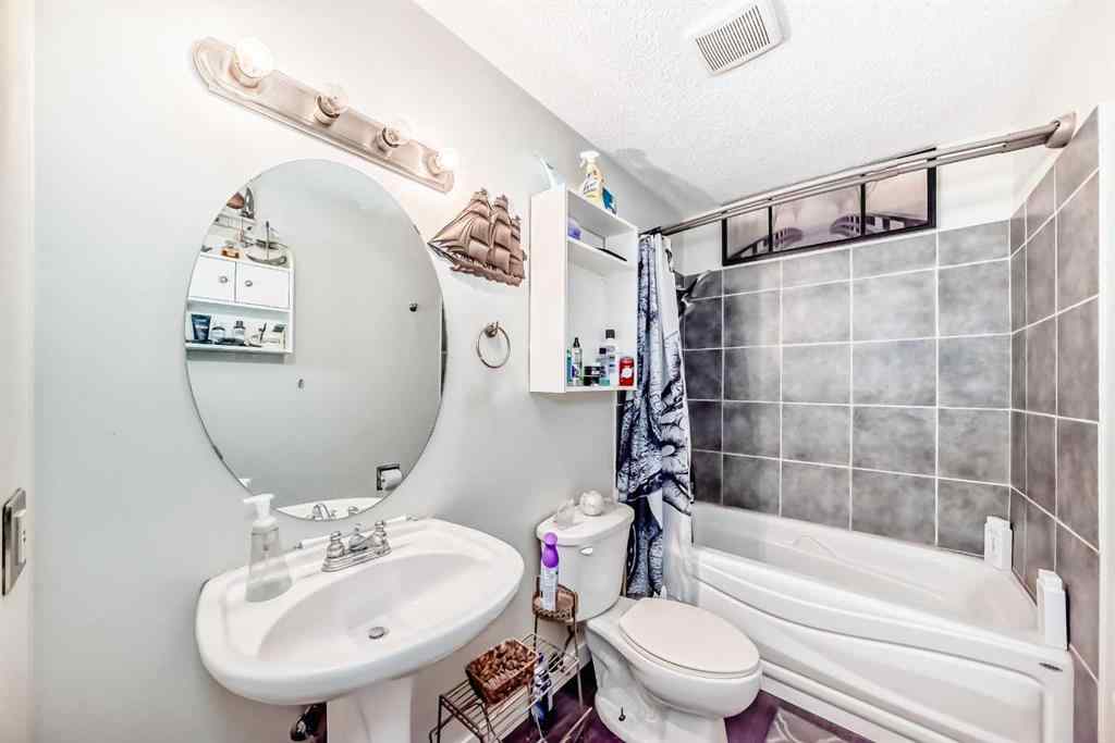 MLS® A2259458 - 52 Castlebrook Rise NE in Castleridge Calgary, Residential