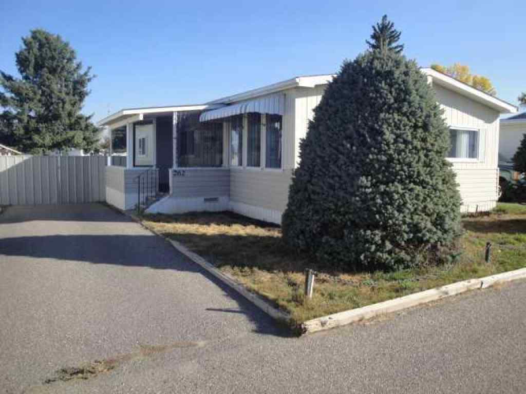 MLS® A2259462 - Unit #262 2300 13 Street N in Bridge Villa Estates Lethbridge, Mobile