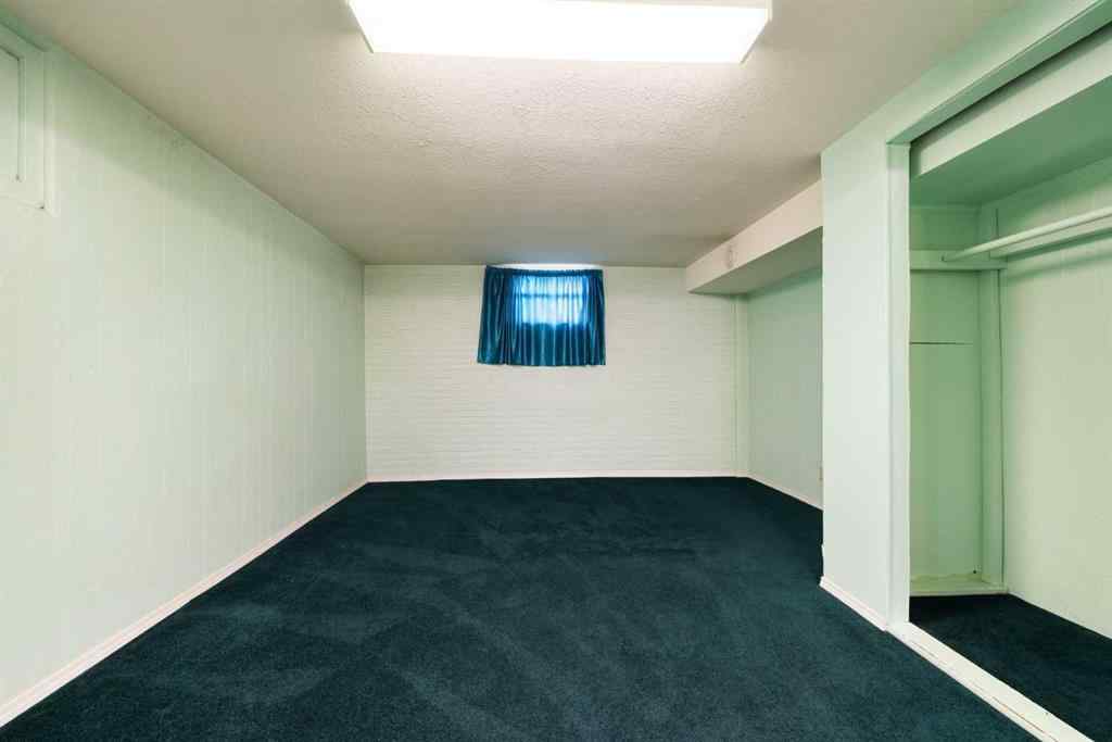 MLS® A2259464 - 1048 39 Avenue NW in Cambrian Heights Calgary, Residential