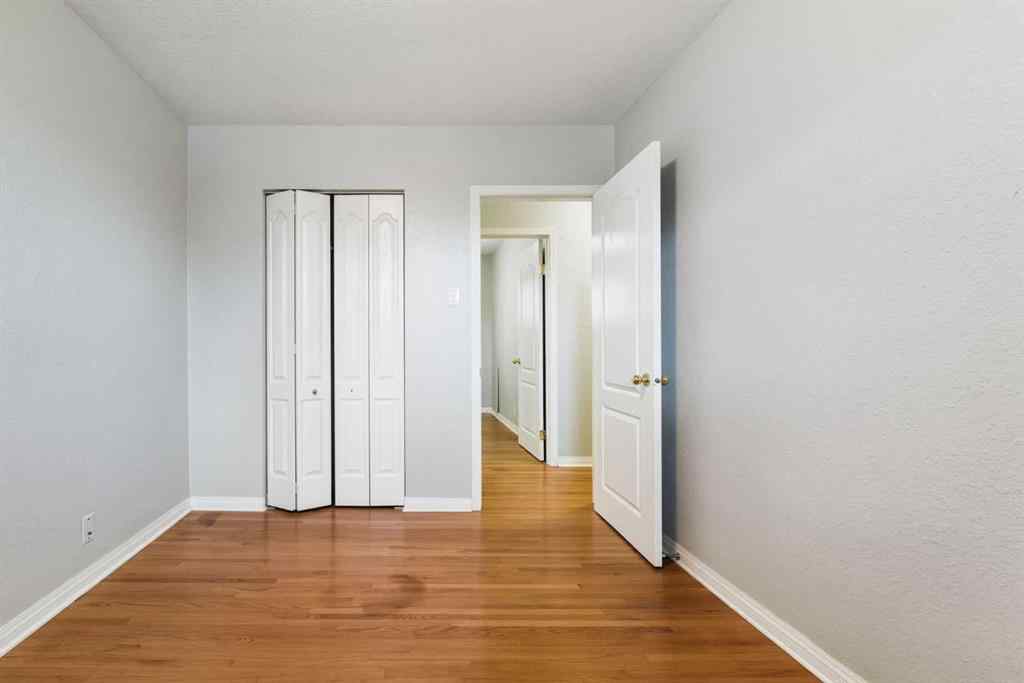 MLS® A2259464 - 1048 39 Avenue NW in Cambrian Heights Calgary, Residential