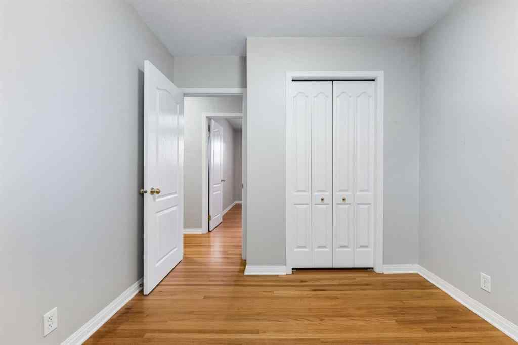 MLS® A2259464 - 1048 39 Avenue NW in Cambrian Heights Calgary, Residential