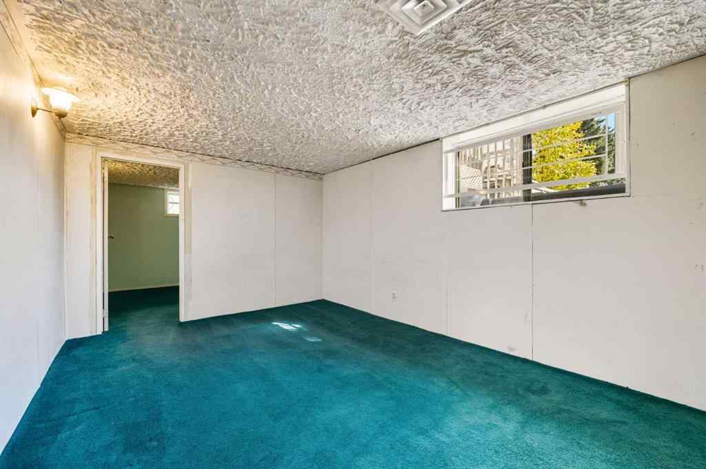 MLS® A2259464 - 1048 39 Avenue NW in Cambrian Heights Calgary, Residential