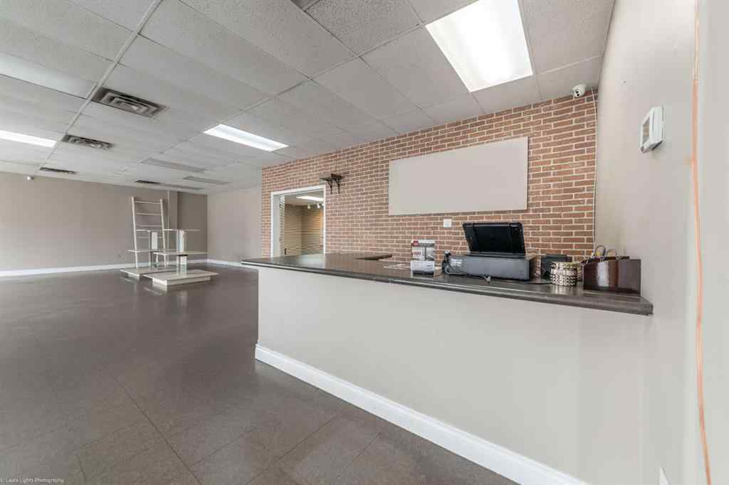 MLS® A2259469 - 4813 49 Avenue  in Central Business District Lloydminster, Commercial