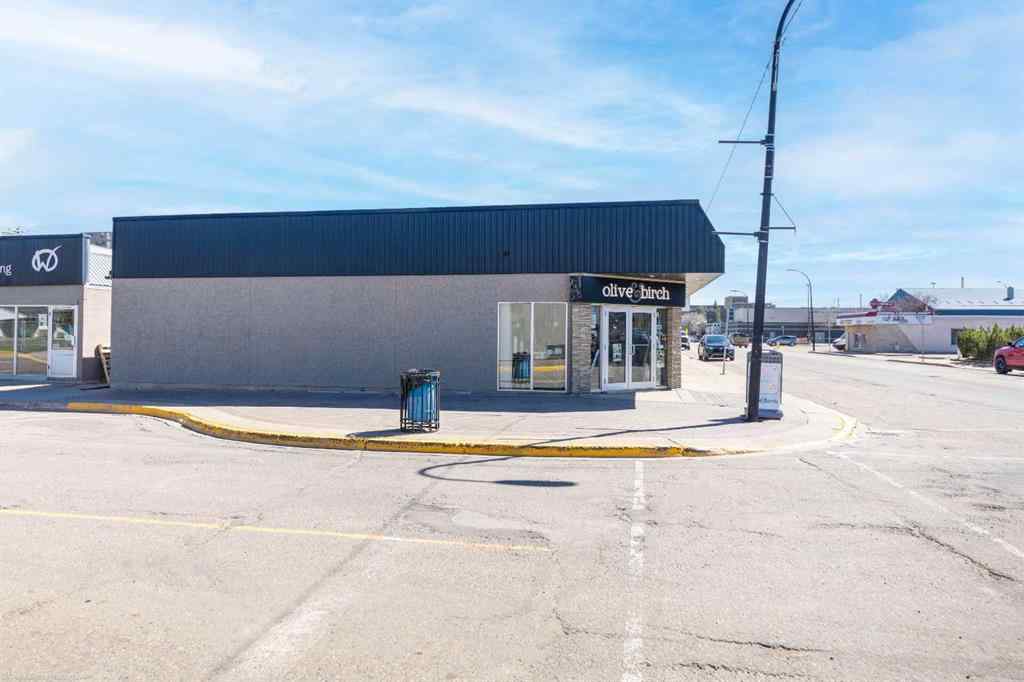 MLS® A2259469 - 4813 49 Avenue  in Central Business District Lloydminster, Commercial