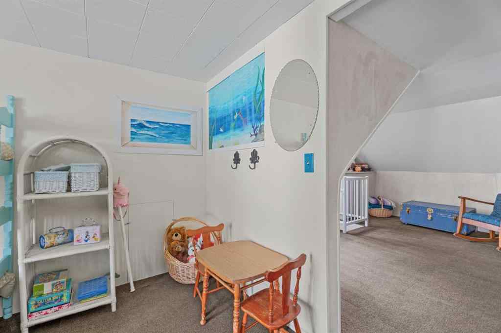 MLS® A2259470 - 4517 & 4513 46 Street  in Central Core Sylvan Lake, Residential