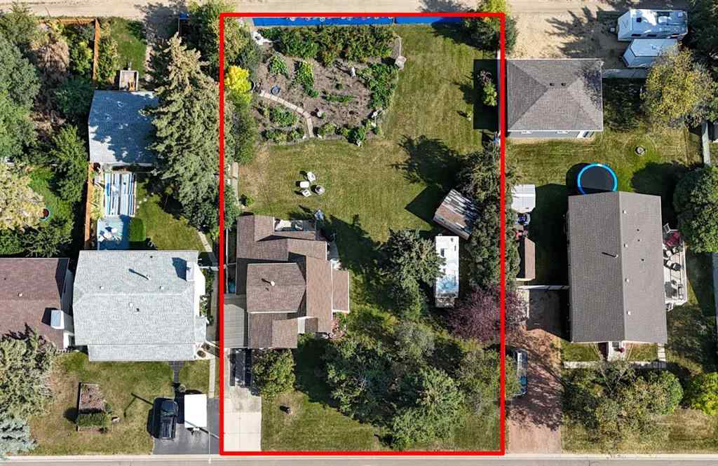 MLS® A2259470 - 4517 & 4513 46 Street  in Central Core Sylvan Lake, Residential